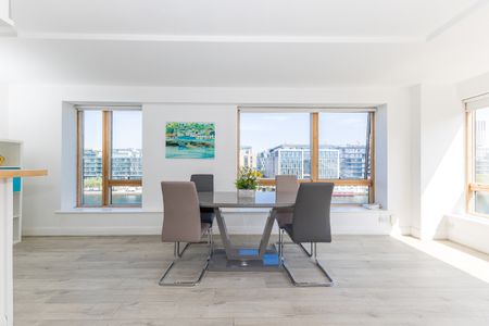 The Millennium Tower, Charlotte Quay Dock, Grand Canal Dock, Dublin 4, D04 R974. - Photo 4