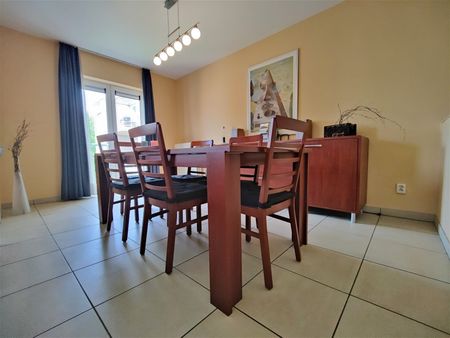 Appartement te huur in Schaarbeek - Photo 3
