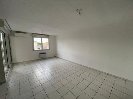 BOUC BEL AIR - Type 2 centre village - Photo 2