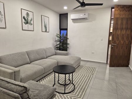 Excelente Departamento RENTA AMUEBLADO Temozón a 2 cuadras de avenida principal - Photo 4