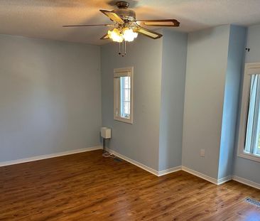 For Lease - 1588 South Parade Court Unit# 67, Mississauga, Ontario - Photo 2