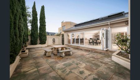 3 Peerless Court, Avondale Heights VIC 3034 - Photo 5