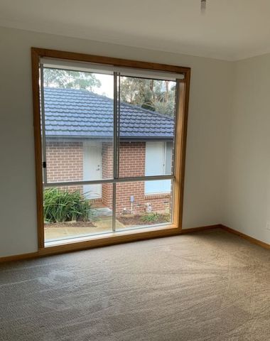 Nice 2 Bedroom Unit - Photo 3