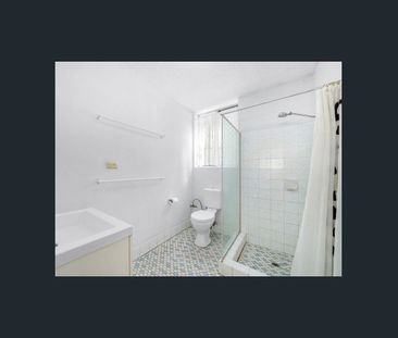 Furnished Ground Floor Unit - Photo 5