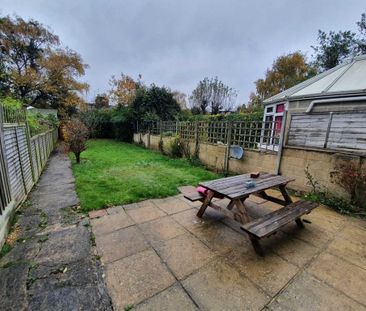 5 bedroom semi-detached house to rent - Photo 5