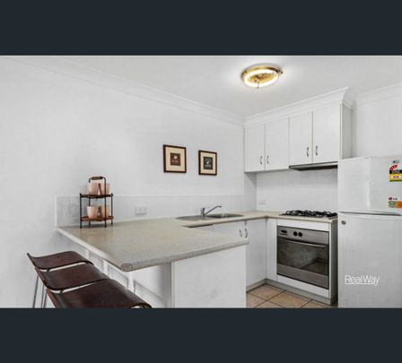 17/9 Uniplaza Court, Kearneys Spring, Qld 4350 - Photo 1