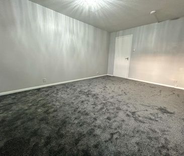 2 Bedroom Flat To Let - HP13 - Photo 3