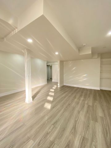 For Lease - 30 MEADOW VISTA Crescent Unit# Basement-Legal walk out, East Gwillimbury, Ontario - Photo 5