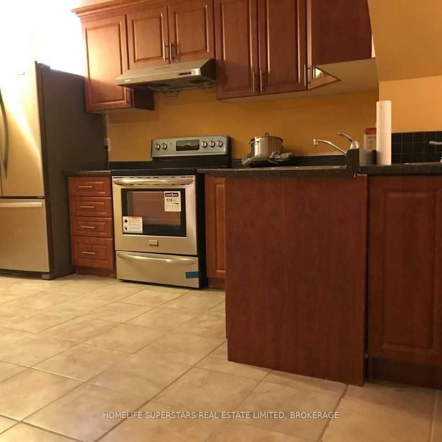 For Lease - 3 Milkweed Crescent, Brampton, Ontario - Photo 1