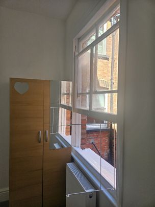 Room in a Shared House, Maldon Road, W3 - Photo 1