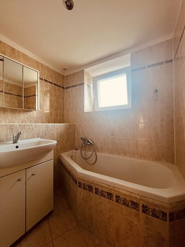 Pronájem bytu 2+1 53 m² - Fotografie 2