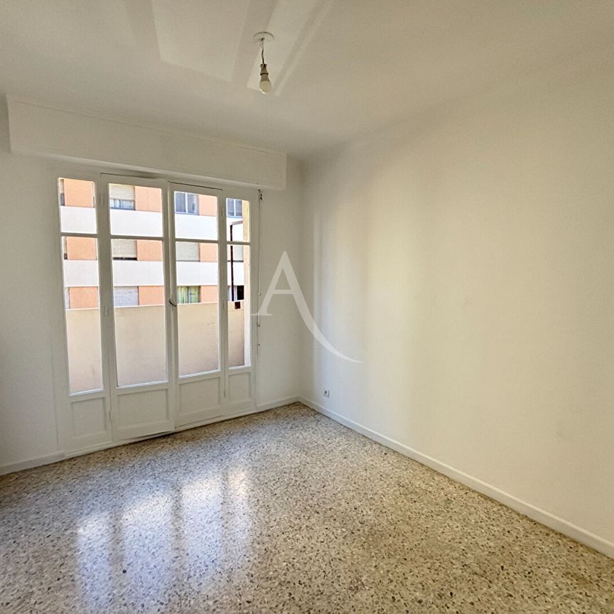 Location Appartement 3 pièces 56m² NICE 06100 - Photo 1