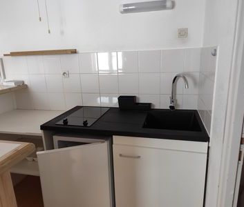 À louer / APPARTEMENT F1 BIS / BESANCON QUARTIER MOUILLERE 21 rue d... - Photo 2