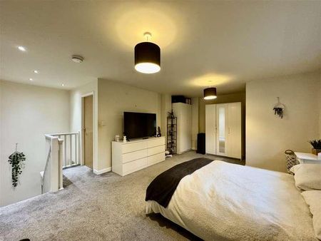 Bridge End, Rastrick, Brighouse, HD6 - Photo 5