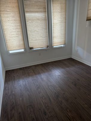 For Lease - 2966 Murphy Place, Innisfil, Ontario - Photo 1