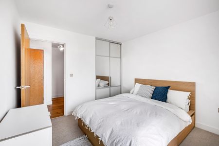 Marsh Court, East Street - Photo 2