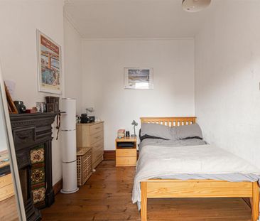 First Avenue, Heaton, Newcastle Upon Tyne - Photo 3