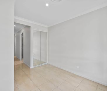 Family Home in Pumicestone Pocket - Photo 4