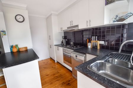 3/2 Vincent Street, Coburg VIC 3058 - Photo 5