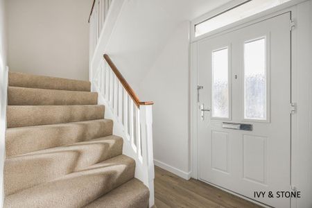 3 bedroom semi-detached house to rent - Photo 2