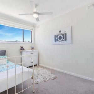 Queanbeyan West - Photo 2