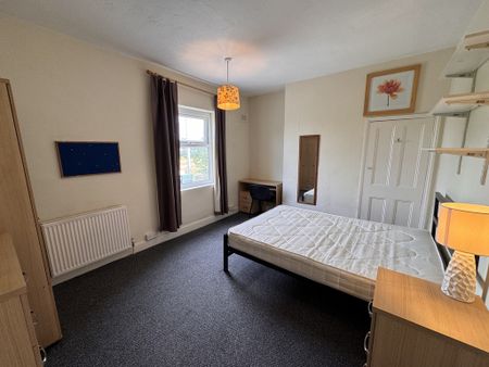 Poppleton Road, Holgate - P1080 - Photo 3