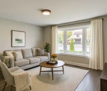 Stylish 3 Bedroom in Kawartha Heights – Spacious, Bright & Upgraded... - Photo 1