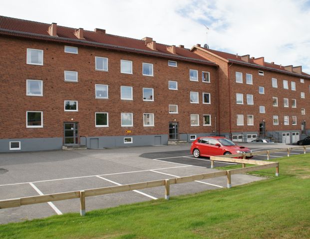 Göteborgsvägen, Sandared - Photo 1