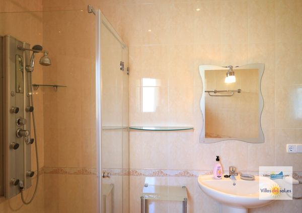 LONG TERM RENTAL Villa for rent with 4 bedrooms and pool, sea views Cumbre del Sol, Benitachell