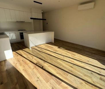 “Brand New Rooming House | More Photos To Come | Taking Application... - Photo 5
