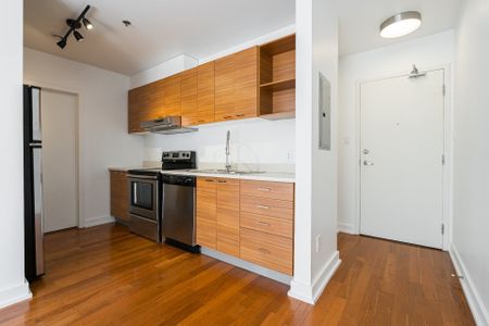 479 Av. Mousseau-Vermette, #3302 - Photo 4