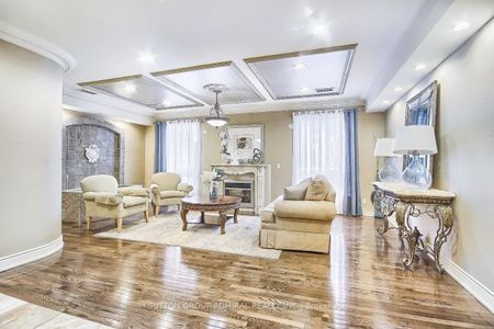 For Lease - 1 Maison Parc Court Unit# 206, Vaughan, Ontario - Photo 2