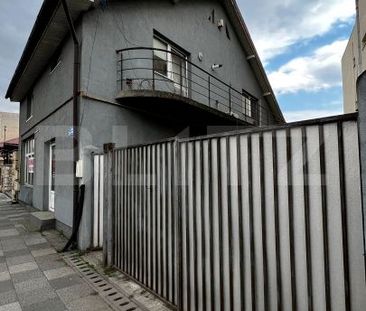 Spatiu comercial de inchiriat, 195 mp utili, 500 mp teren, zona Centra - Photo 5