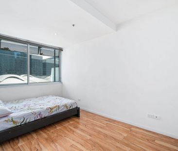 2 Bedroom Furnished Apartment in the Heart of Melbourne City with C... - Photo 4