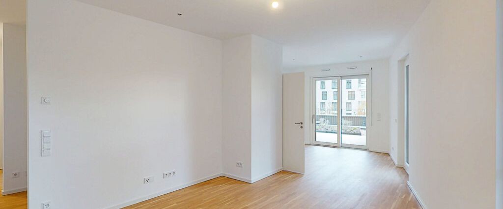 Ihr Neues Zuhause: Stilvolle 3-Zimmer-Wohnung mit Seeblick (mietpreisgedämpft) - Photo 1