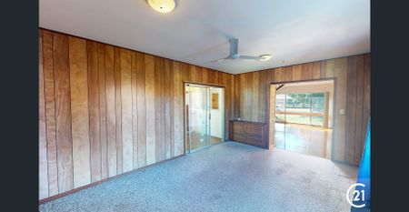 Ample Amounts of Space - Photo 2