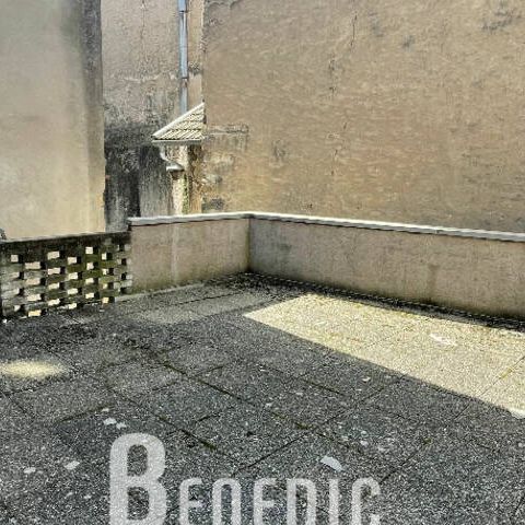 *Studio meublé à louer sur Metz centre - Photo 1