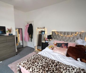 1 bedroom in a house share to rent - Photo 6