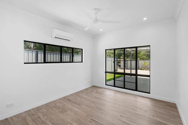 Modern 4-Bedroom Family Home – Clifton Beach - Photo 1