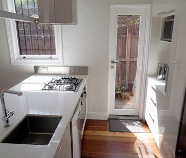 Garden Oasis in the Residential Heart of Fitzroy - Photo 5