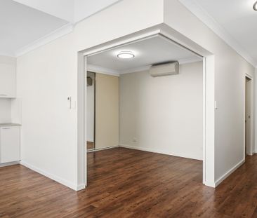 Stylish Apartment in Superb Location - Photo 5