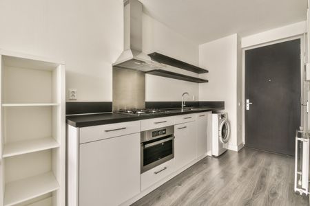Te huur: Huis Waldorpstraat 317 A in Den Haag - Foto 2