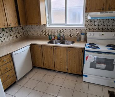 For Lease - 29 Gilroy Drive, Toronto, Ontario - Photo 3