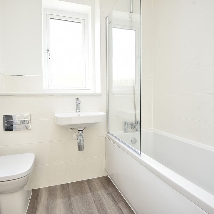 Redmires Grove, Harrogate - Photo 1