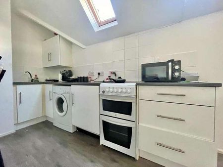 Glendinning Avenue, Weymouth, DT4 - Photo 2