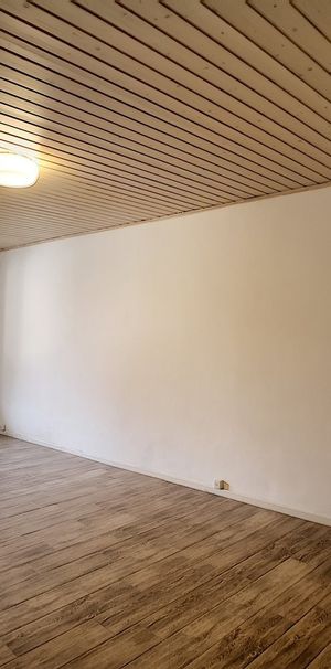 Chambre au 3ème étage à Fribourg - Photo 1