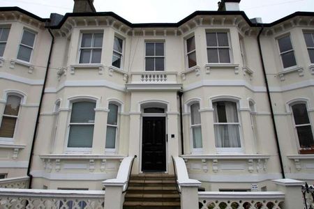 Seafield Road, Hove, BN3 - Photo 2