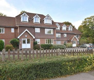 Green Lane, Redhill, Surrey, RH1 - Photo 1