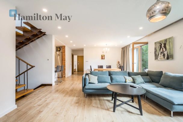 Luksusowy dom z dużym ogrodem na Olszy - Photo 1