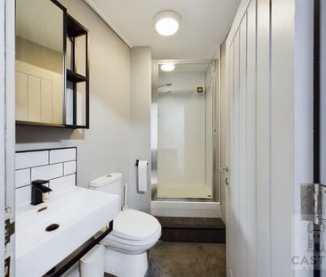 6 bedroom house of multiple occupation to rent - Photo 3